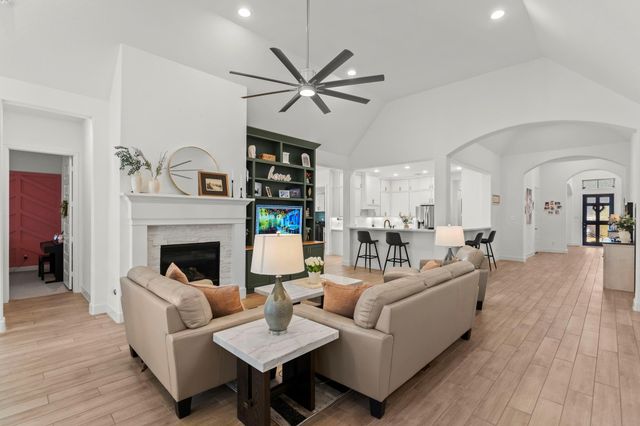 153 Sweeping Valley Drive, Montgomery, TX 77316