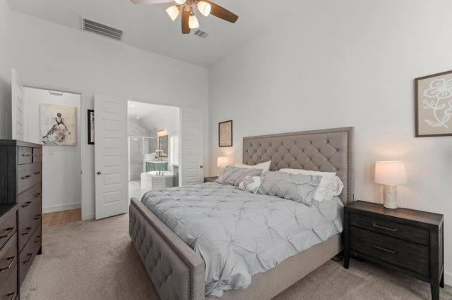 153 Sweeping Valley Drive, Montgomery, TX 77316