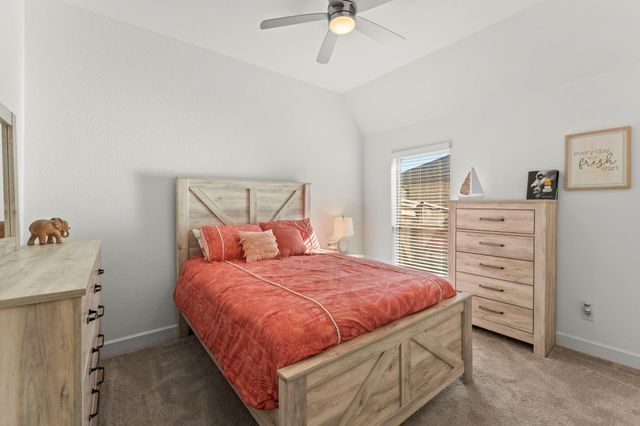 153 Sweeping Valley Drive, Montgomery, TX 77316