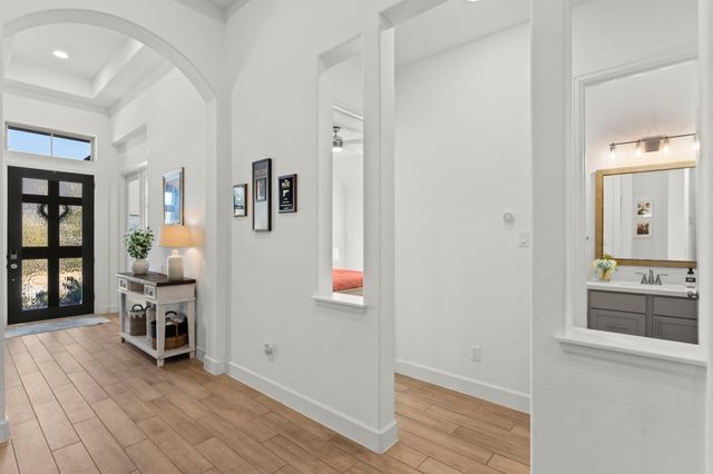 153 Sweeping Valley Drive, Montgomery, TX 77316