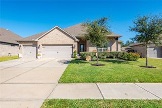 31106 Gullwing Manor Drive, Tomball, TX 77375