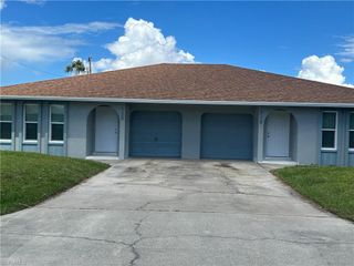 518 SE 6th PL, Cape Coral, FL 33990