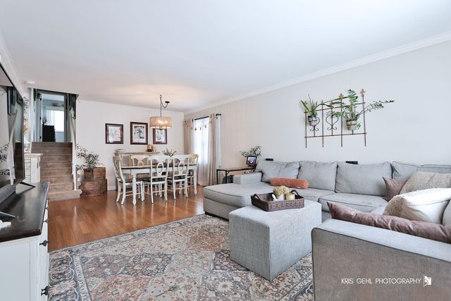 503 E Lake Avenue, Round Lake Beach, IL 60073