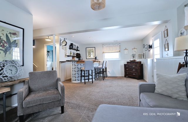 503 E Lake Avenue, Round Lake Beach, IL 60073