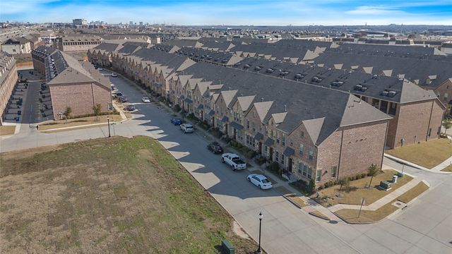 2414 Magalia Lane, Lewisville, TX 75056