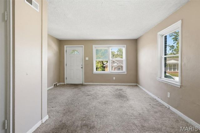 4502 June Avenue, St Louis, MO 63121
