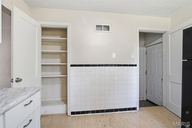 4502 June Avenue, St Louis, MO 63121