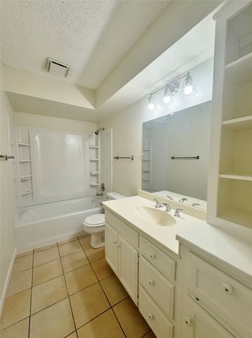 510 Shennandoah Drive, Desoto, TX 75115