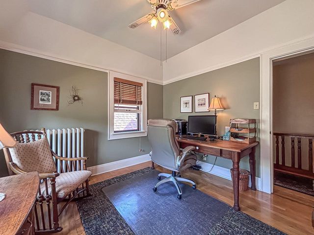 210 W College AVENUE, Waukesha, WI 53186