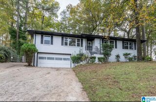 953 RIDGEWOOD CIRCLE, Birmingham, AL 35235