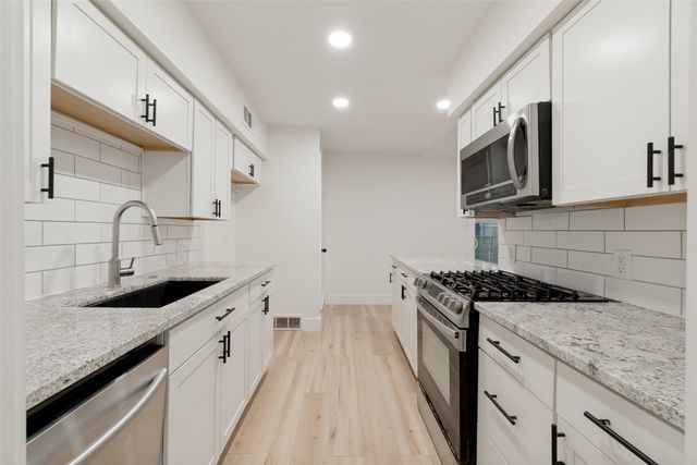 2909 Silverton Drive, Dallas, TX 75229