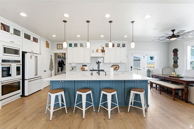 6284 W COPPER HAWK DR, South Jordan, UT 84009