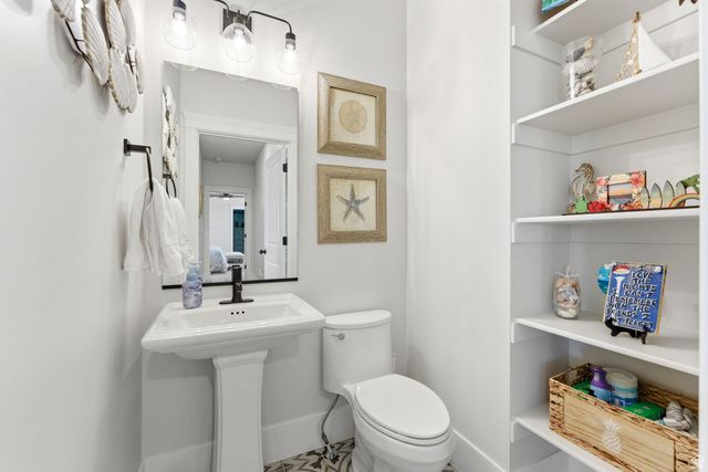 6284 W COPPER HAWK DR, South Jordan, UT 84009