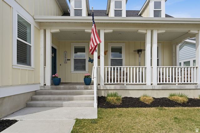 6284 W COPPER HAWK DR, South Jordan, UT 84009