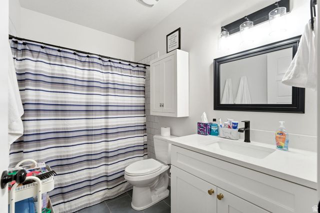 6284 W COPPER HAWK DR, South Jordan, UT 84009