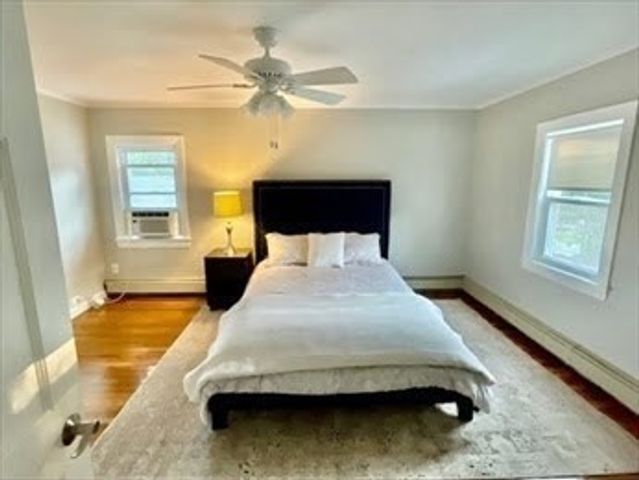 35 Butts St, Newton, MA 02464