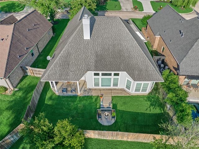 15 Newberry Court, Montgomery, TX 77356