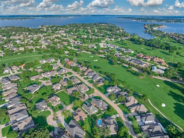 15 Newberry Court, Montgomery, TX 77356