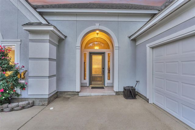 15 Newberry Court, Montgomery, TX 77356