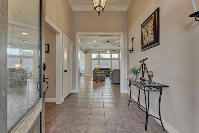 15 Newberry Court, Montgomery, TX 77356