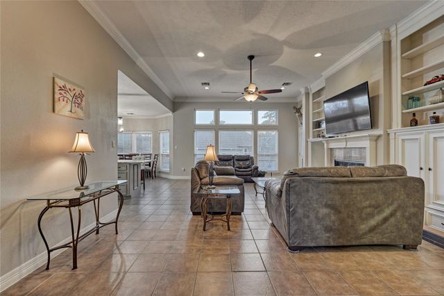 15 Newberry Court, Montgomery, TX 77356