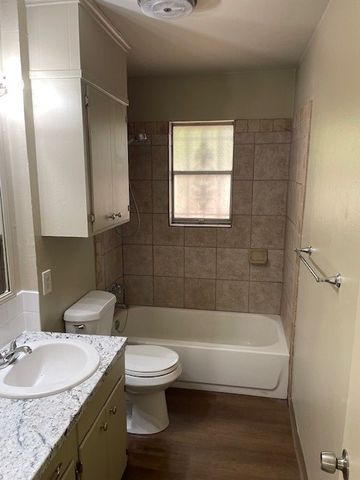 403 E 85th Street, Shreveport, LA 71106