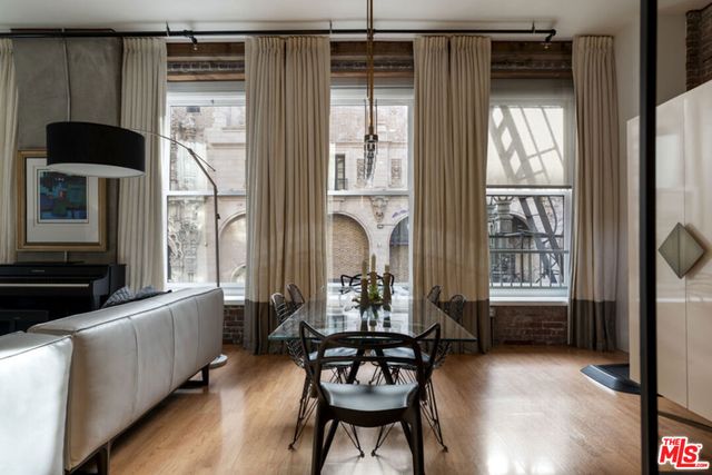 253 S Broadway 201, Los Angeles, CA 90012