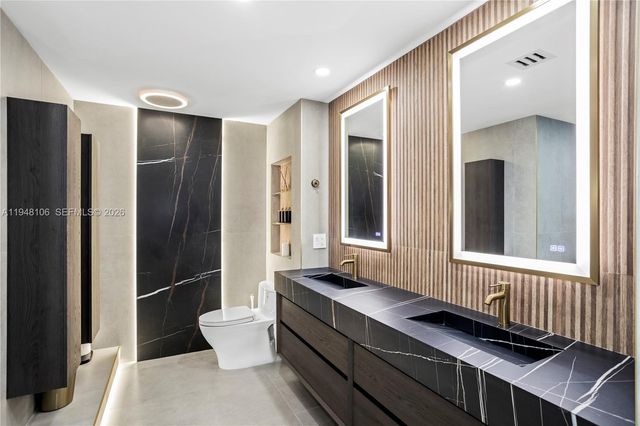 3330 NE 190th St 2111, Aventura, FL 33180