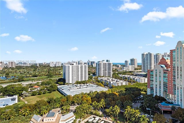 3330 NE 190th St 2111, Aventura, FL 33180