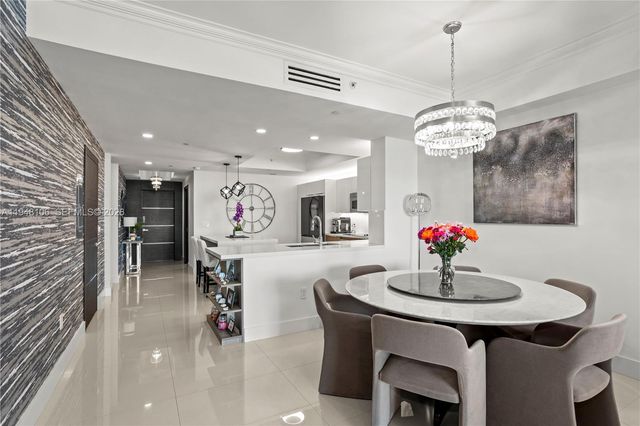 3330 NE 190th St 2111, Aventura, FL 33180