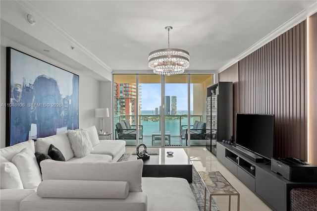 3330 NE 190th St 2111, Aventura, FL 33180