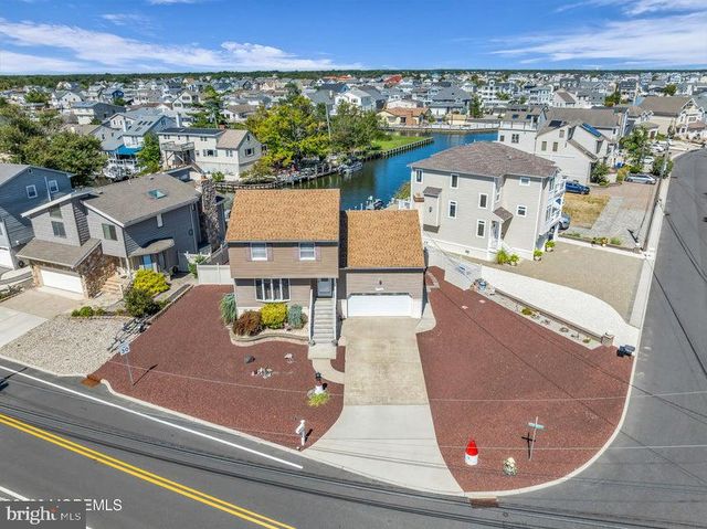 360 SILVER BAY RD, Toms River, NJ 08753