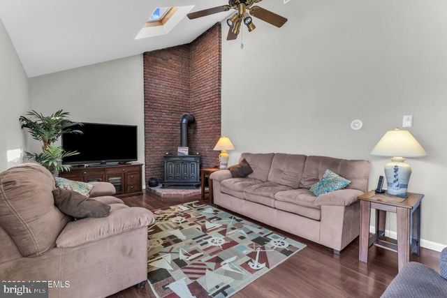 360 SILVER BAY RD, Toms River, NJ 08753