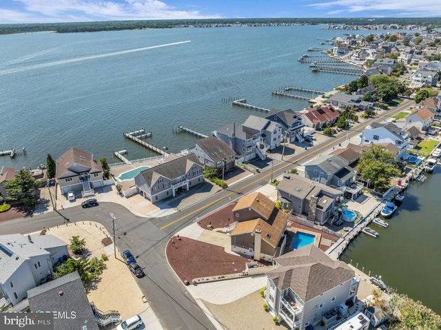360 SILVER BAY RD, Toms River, NJ 08753
