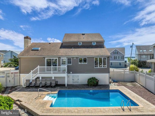 360 SILVER BAY RD, Toms River, NJ 08753