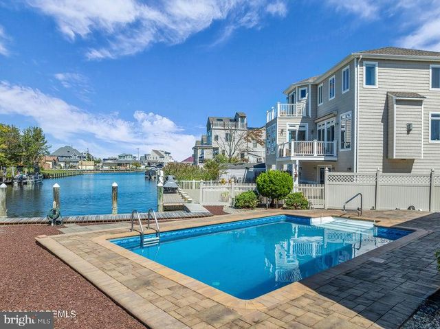 360 SILVER BAY RD, Toms River, NJ 08753