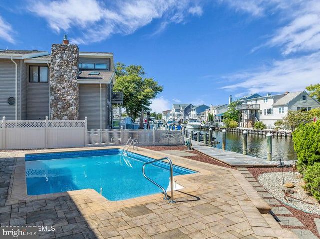 360 SILVER BAY RD, Toms River, NJ 08753