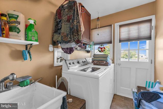 360 SILVER BAY RD, Toms River, NJ 08753