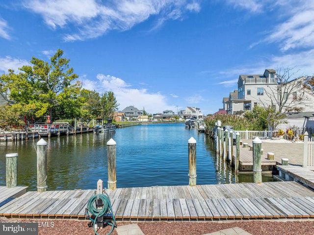 360 SILVER BAY RD, Toms River, NJ 08753