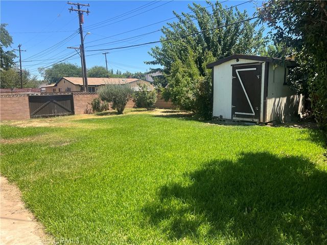 766 E Pillsbury, Lancaster, CA 93535