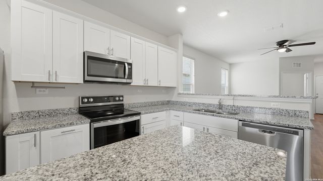 165 Wild Creek Rd, Seguin, TX 78155
