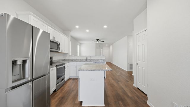 165 Wild Creek Rd, Seguin, TX 78155