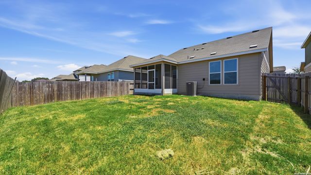 165 Wild Creek Rd, Seguin, TX 78155