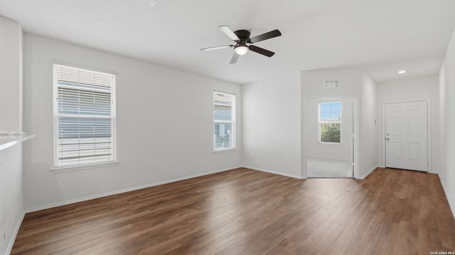 165 Wild Creek Rd, Seguin, TX 78155