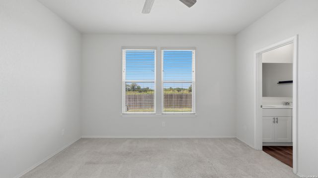 165 Wild Creek Rd, Seguin, TX 78155
