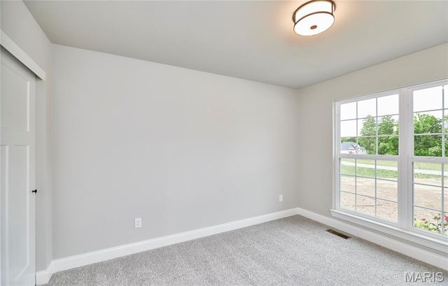 26300 Harmony Hills Drive, Warrenton, MO 63383