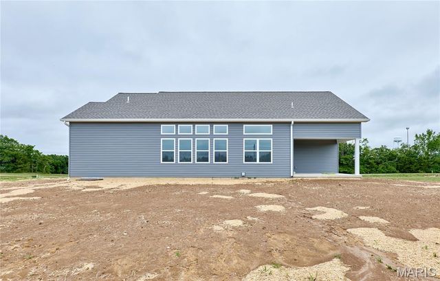 26300 Harmony Hills Drive, Warrenton, MO 63383