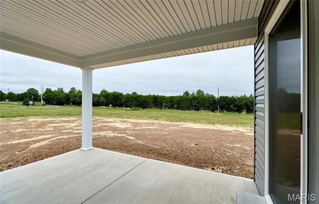26300 Harmony Hills Drive, Warrenton, MO 63383