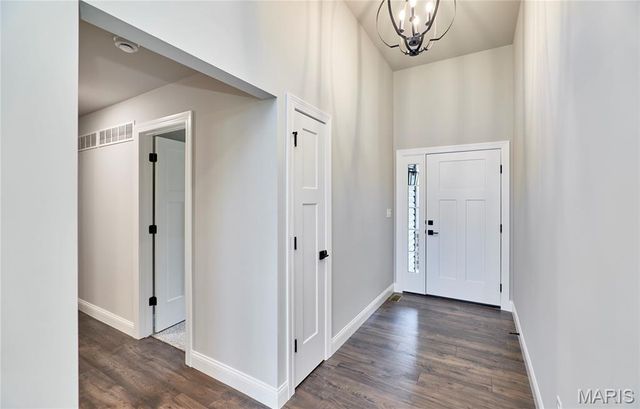 26300 Harmony Hills Drive, Warrenton, MO 63383