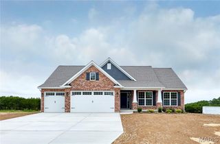26300 Harmony Hills Drive, Warrenton, MO 63383